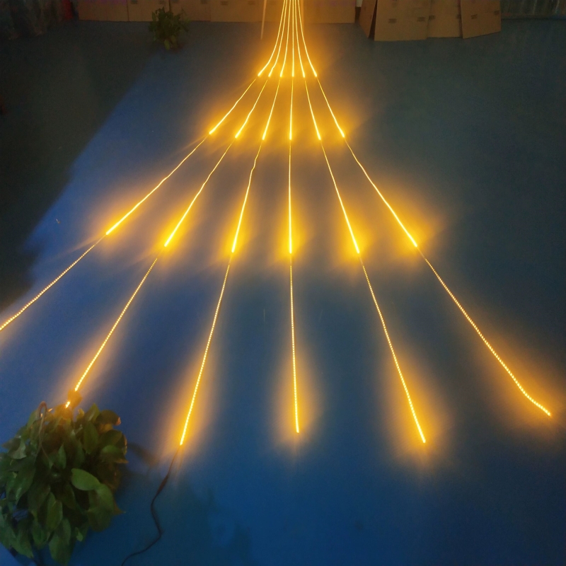 شريط إضاءة LED بطول 16.5 قدم ( - مراجعة Outdoor Lighting Track وسعره